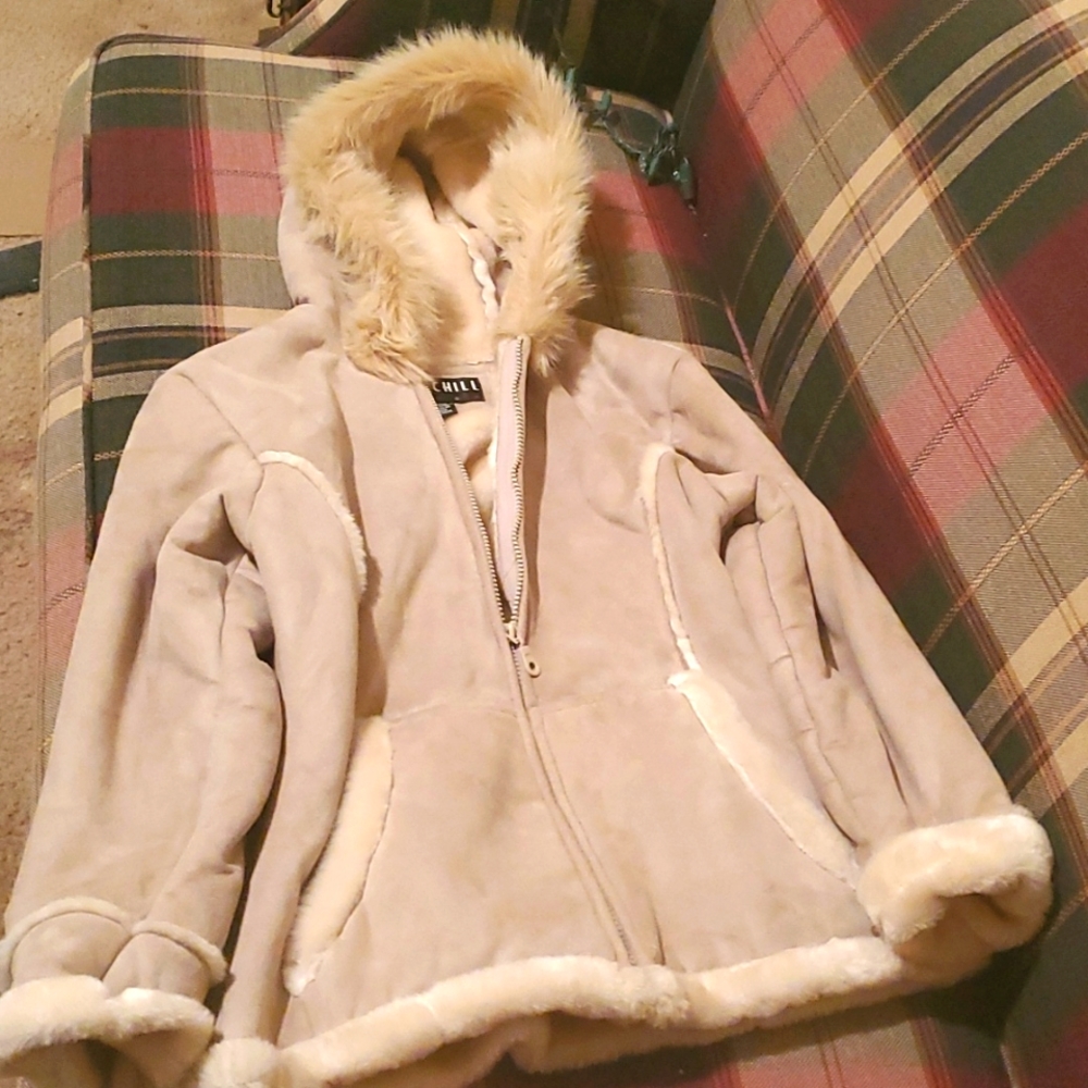 Big chill children coat fair condition warm soft 10/12 medium